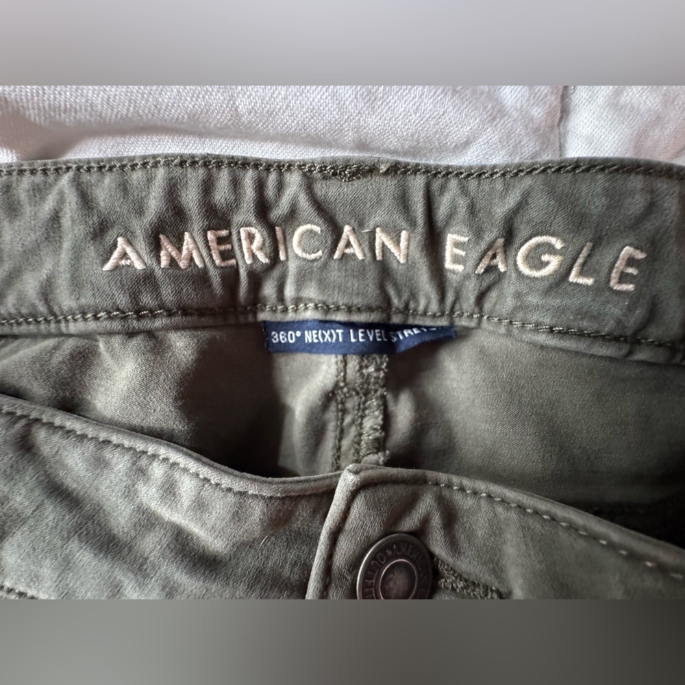 American Eagle Khaki Super High-Rise Jeggings - Picture 2 of 9
